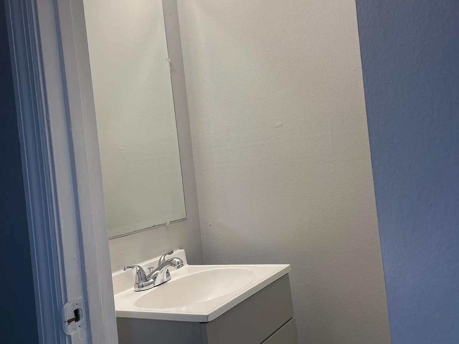 2 bed, 1.5 bath, 900 sqft, $1,450 — Photo 3