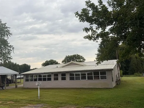 9414 Railroad St, Maceo, KY 42355