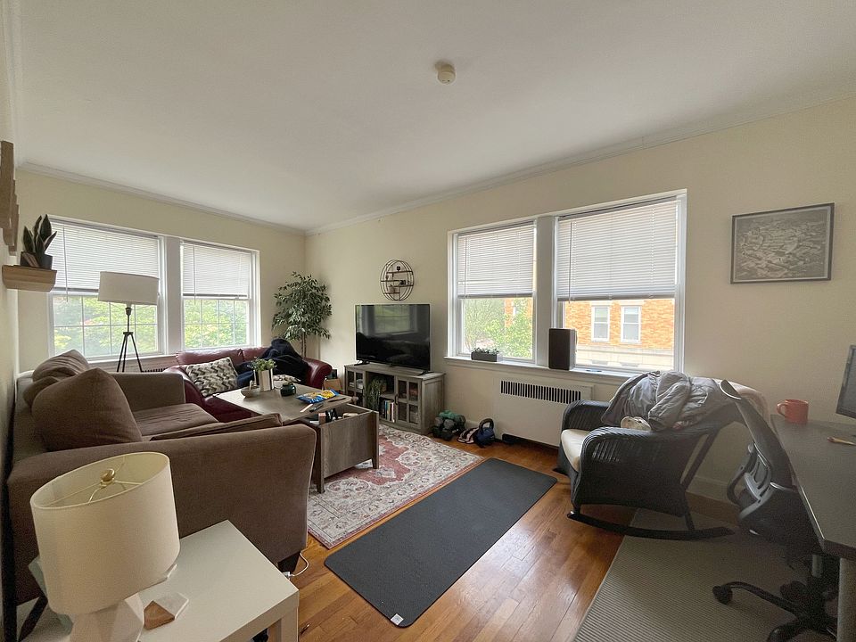 1st image of 24 Fairbanks St #4F