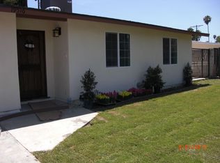 19516 Arminta St, Reseda, CA 91335