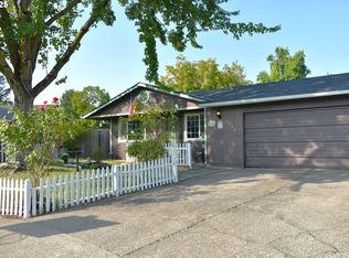 4749 Royal Ave, Eugene, OR 97402