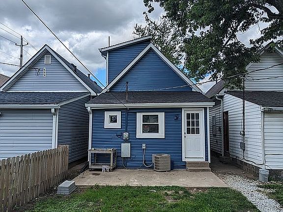 2nd image of 221 Kansas St