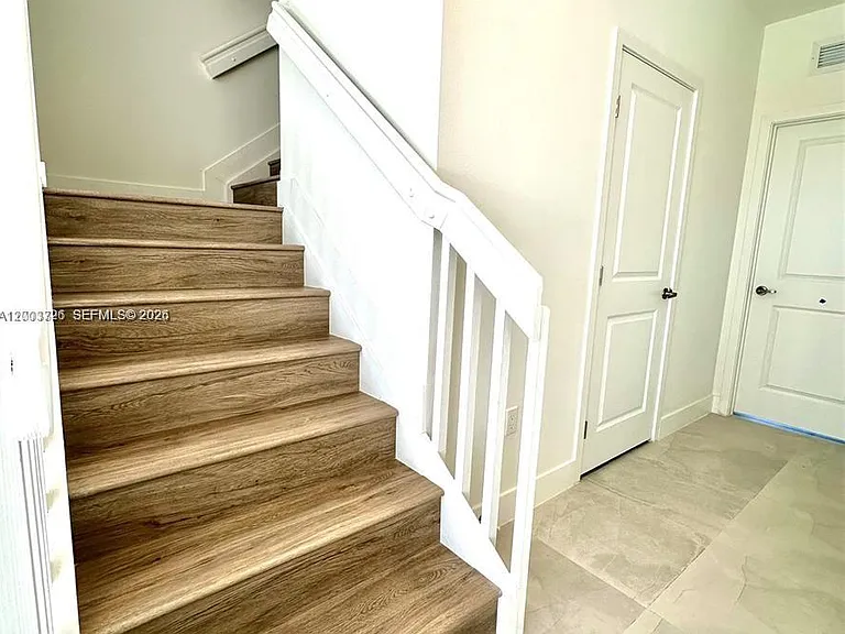 19116 SW 345th Ter — Photo 8
