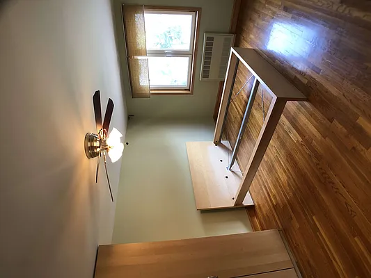 Rented by Richmont Realty LLC | media 6