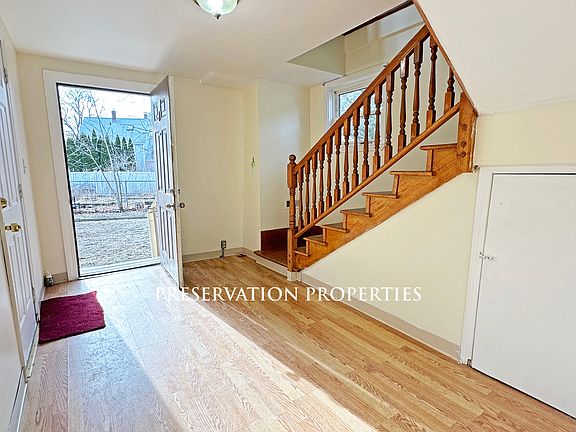 2nd image of 77 Hartford St #2R