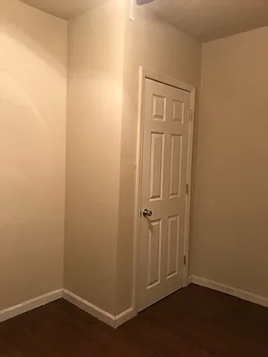 Rented by Perry Associates NYC Inc | media 15