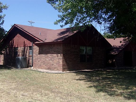 2nd image of 1300 Carrizo St