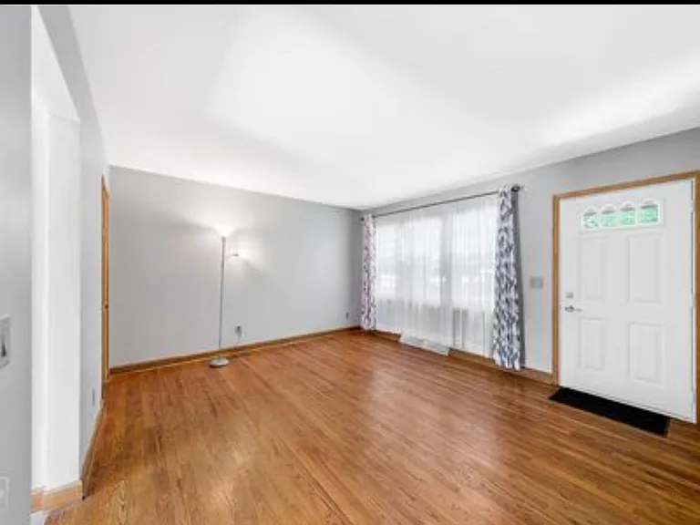 40 E Rickard Dr — Photo 7