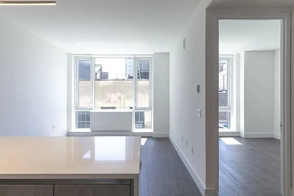 Rented by Kahen Properties | media 19