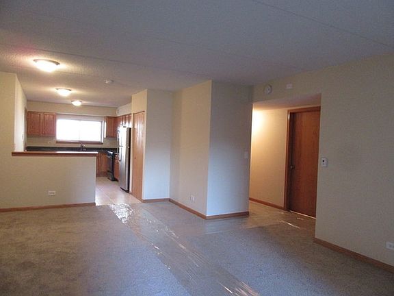 2nd image of 8710 W Evelyn Ln APT 103