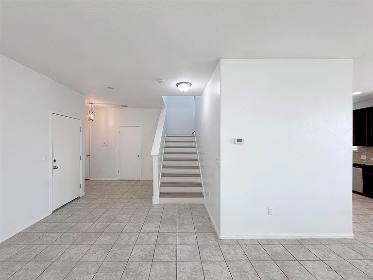 251 Triumph Rd — Photo 13