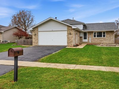 805 Cougar Ln, Oswego, IL, 60543