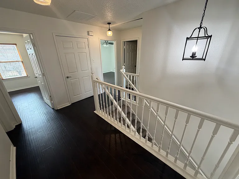 4022 Wiltshire Dr — Photo 5