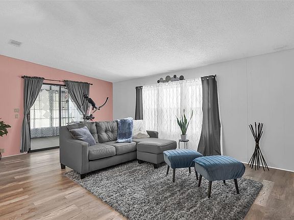 4th image of 6666 BRIARHILL DRIVE NE