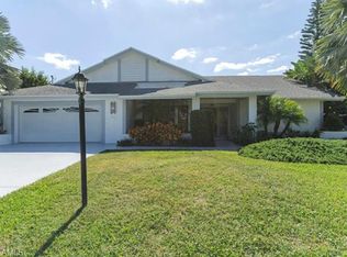 148 Viking Way, Naples, FL 34110