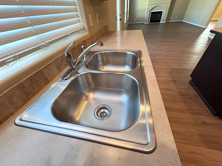 4605 W Magrath Dr — Photo 28