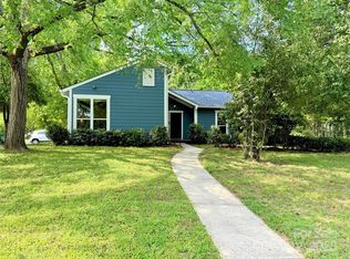 11824 Larkridge Ct, Charlotte, NC 28226