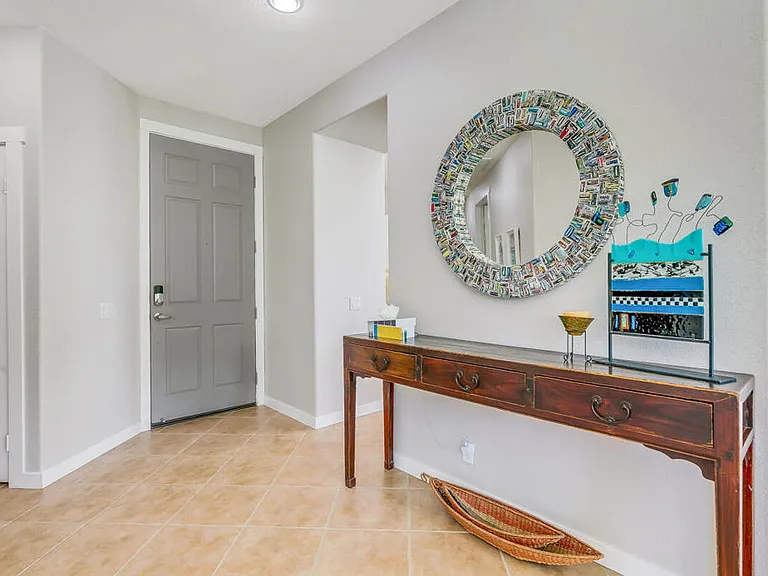 67361 N Laguna Dr — Photo 31