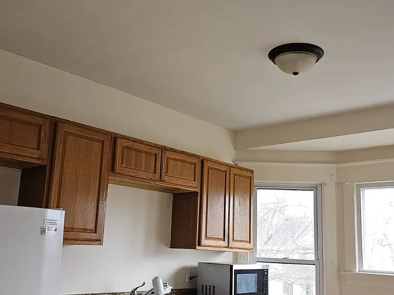 721 Clinton Ave #A — Photo 11