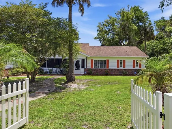 1100 N Palmetto St, Leesburg, FL 34748