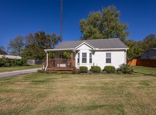 1949 Brent St, Paris, KY 40361