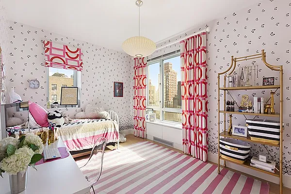 Sold by Compass | media 9