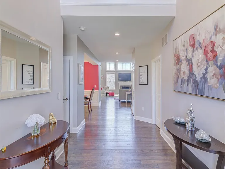 6 Michelangelo Dr S — Photo 4