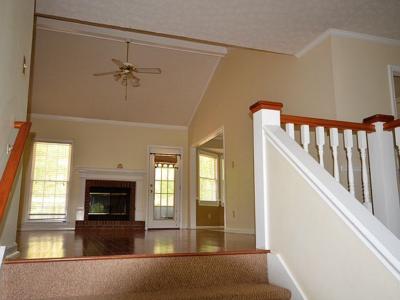 2nd image of 1082 Plantation Blvd SE
