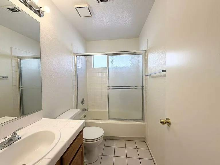 8620 Magnolia Ridge Ave — Photo 13