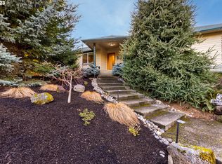 1111 Loganberry Ln, White Salmon, WA 98672