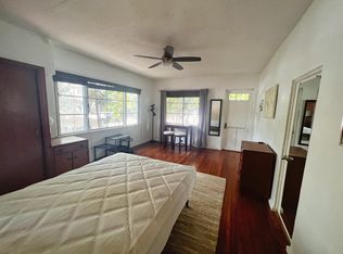 421 Seaside Ave #1, Honolulu, HI 96815