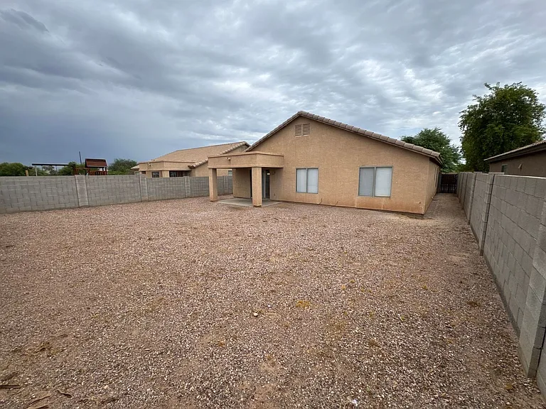 1225 W Darrel Rd — Photo 33