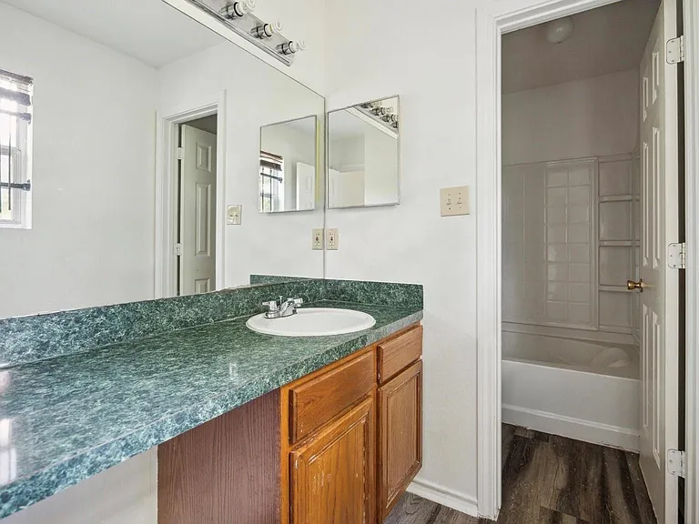 3229 Persimmon St #A — Photo 7