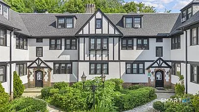 130 Bradley Ave Photo 1