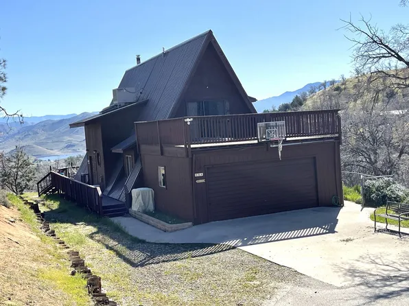 284 Mountain Shadow Rd, Wofford Heights, CA 93285