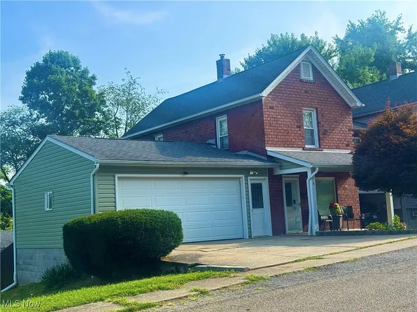 28 Spring St, Hubbard, OH 44425