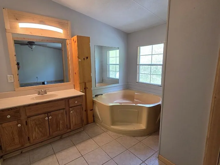 4 Twins Ln — Photo 11