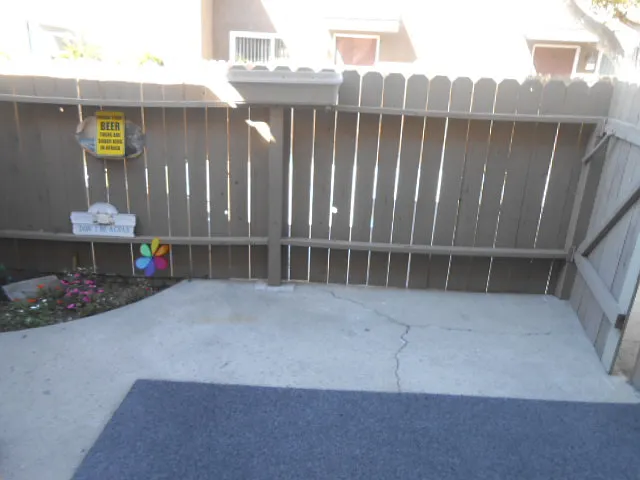 4171 Howard Ave — Photo 4