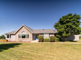 67497 Walnut Rd, Walkerton, IN 46574