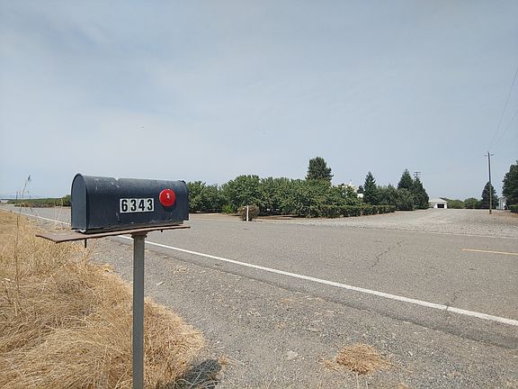 Look for the 6343 mailbox across from our Myers Road driveway. GPS takes you to the wrong road called Meyers Lane.