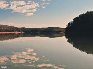 1180 Runaway Bay Rd, Lynch Station, VA 24571