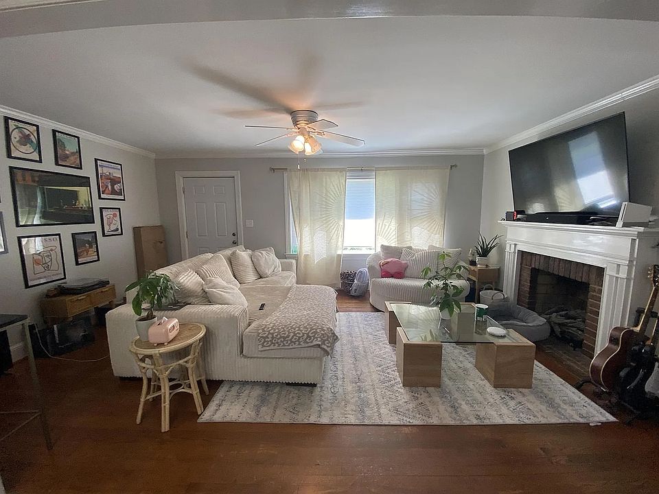 2nd image of 112 Belmont Dr