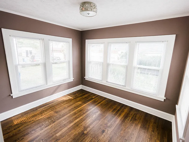 1297 Hathaway Ave — Photo 26