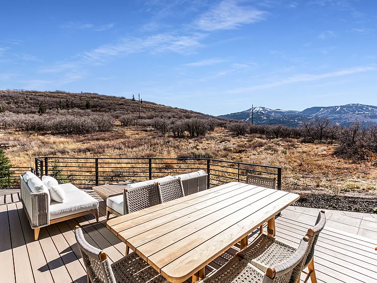 1430 Eagle Way — Photo 49