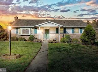 396 Frederick Dr, Dallastown, PA 17313