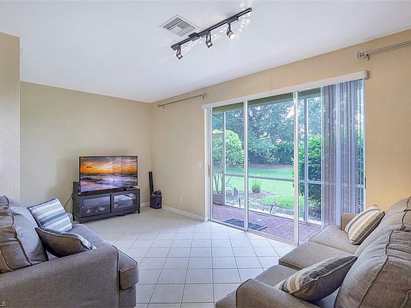 4th image of 3337 Dandolo Cir