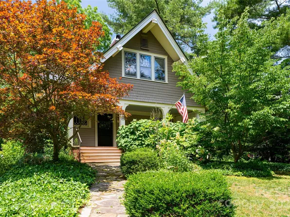 52 Cumberland Cir, Asheville, NC 28801