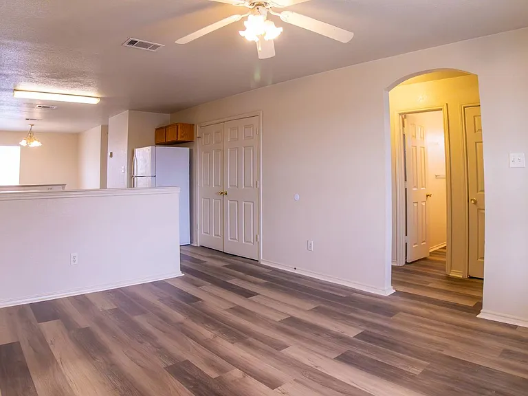 3409 Toledo Dr #D — Photo 3