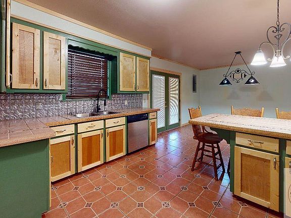 4th image of 1501 Pine Wilderness Dr