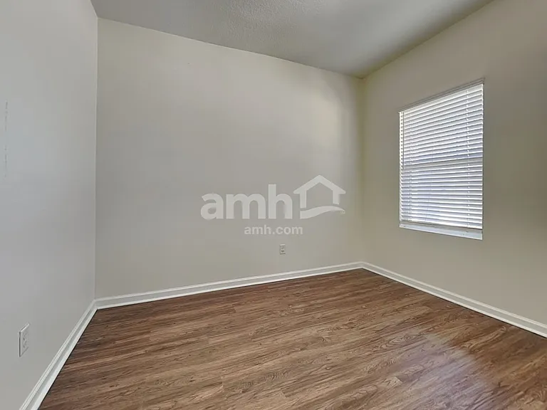 11607 Pace Bend Ct — Photo 10